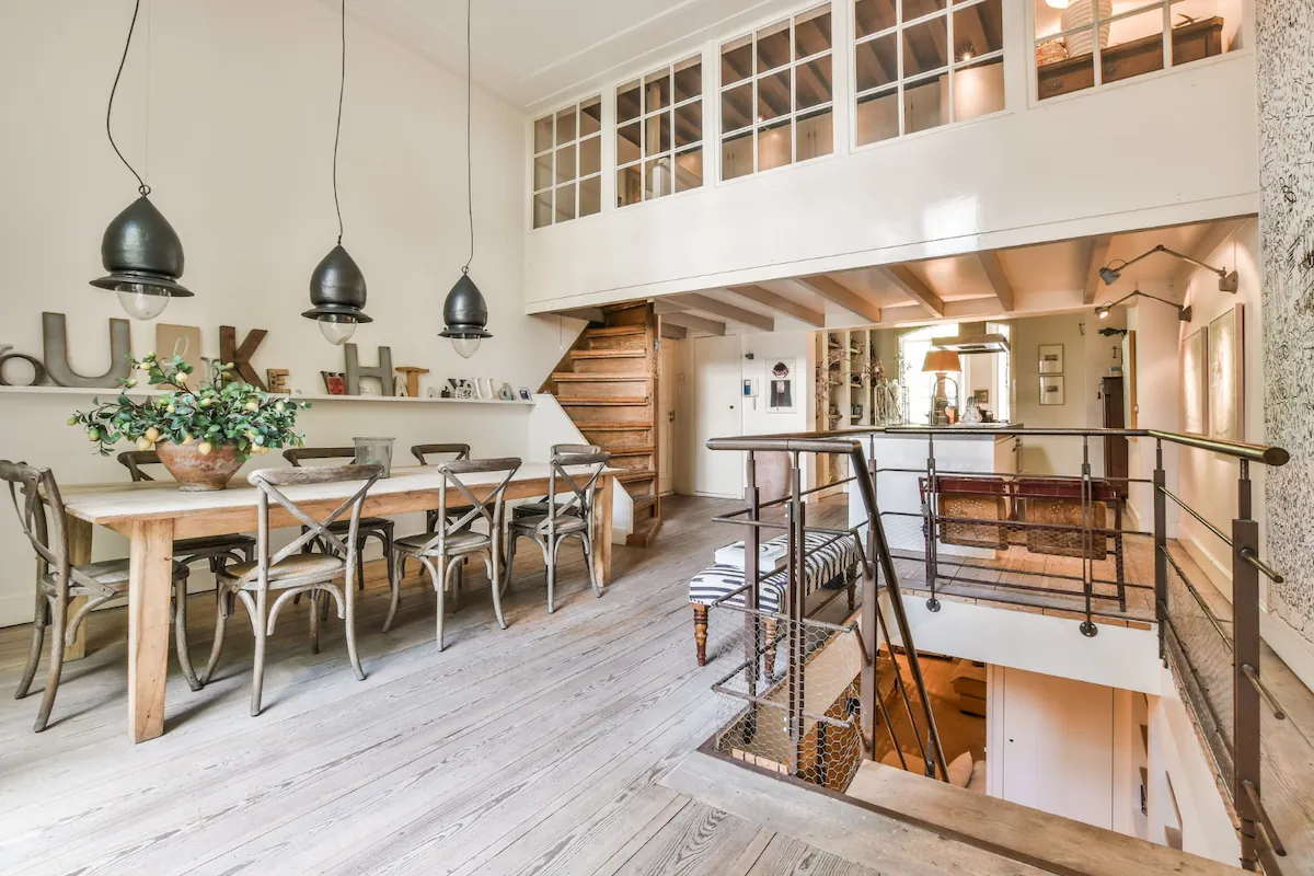 Dapur di Bawah Tangga Model Scandinavian